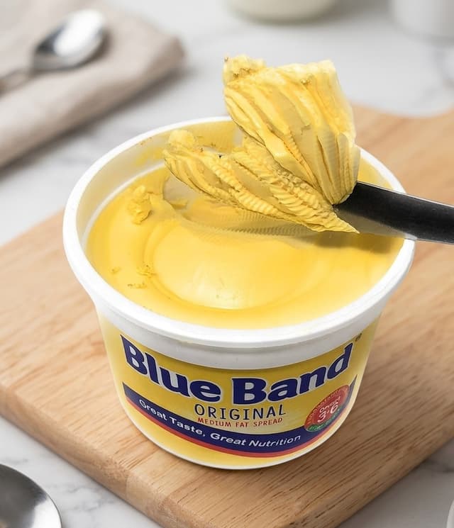 Blue Band Margarine 500g Tub — by Blue Band — Spreads Honey from NG — Afrizonemart — view 4